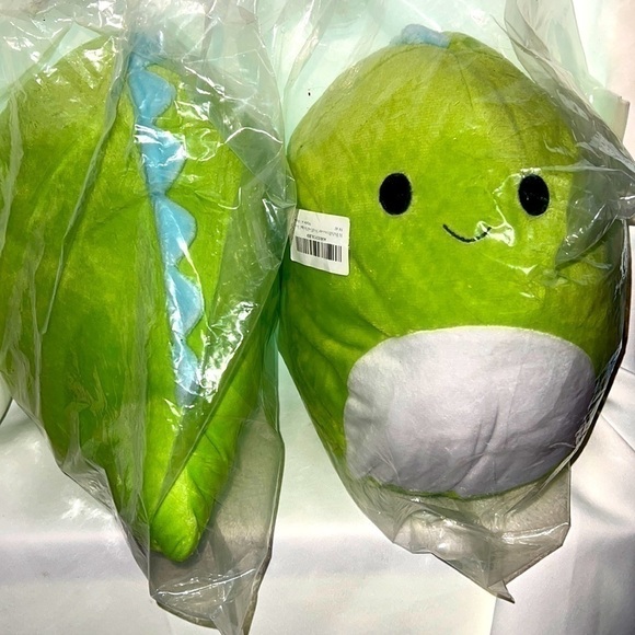 ONE Plushie Dinosaurs NIP - Picture 2 of 2